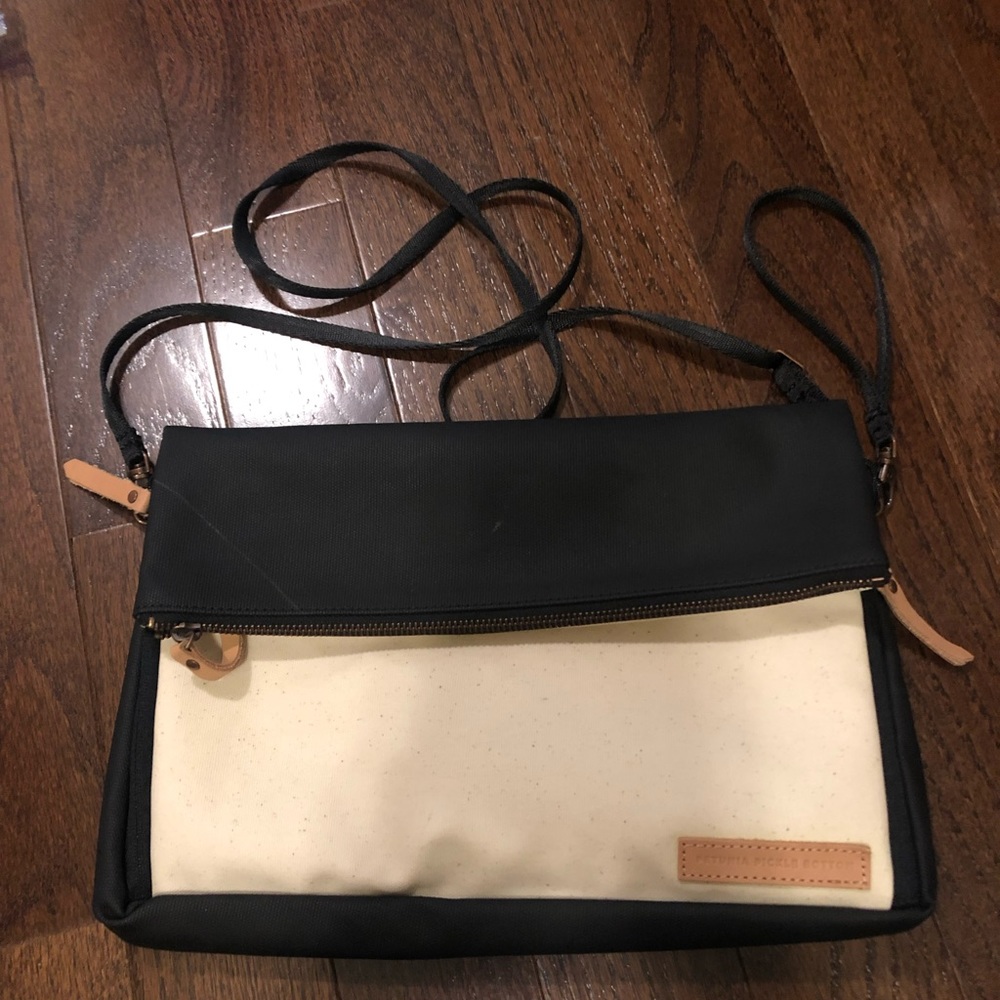 Petunia Picklebottom clutch